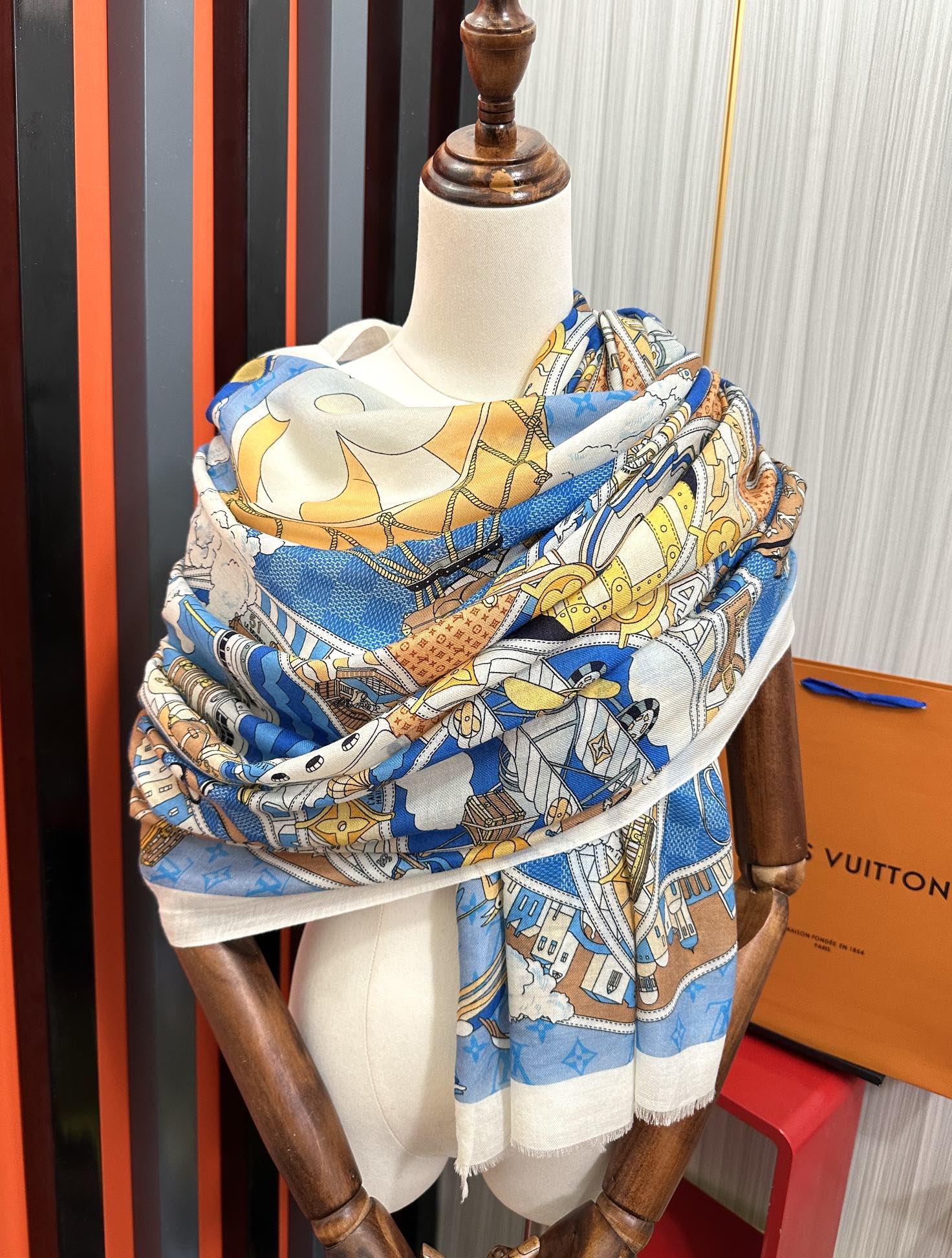 Louis Vuitton Scarf